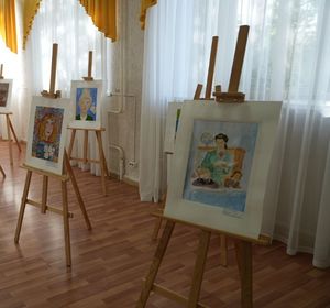 Учителя принимают поздравления с профессиональным праздником
